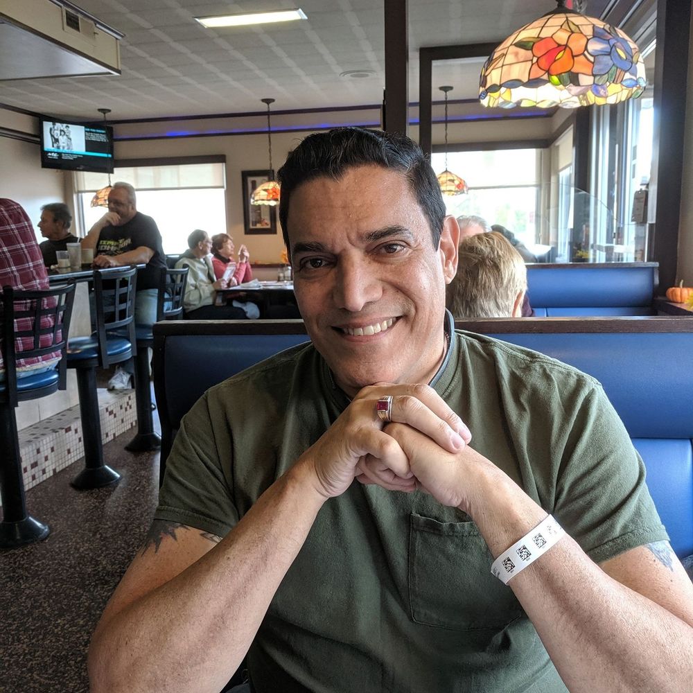 Meet your Posher, Thomas